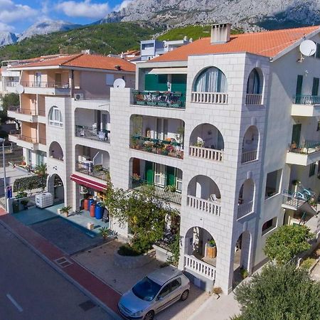 Apartmani Ruza Макарска Экстерьер фото