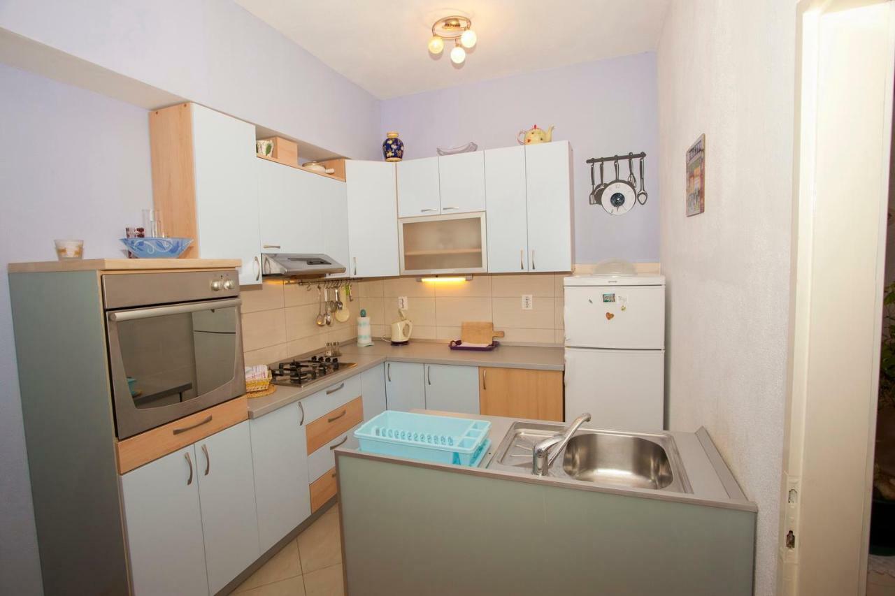 Apartmani Ruza Макарска Экстерьер фото