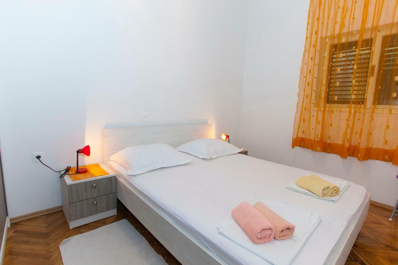 Apartmani Ruza Макарска Экстерьер фото